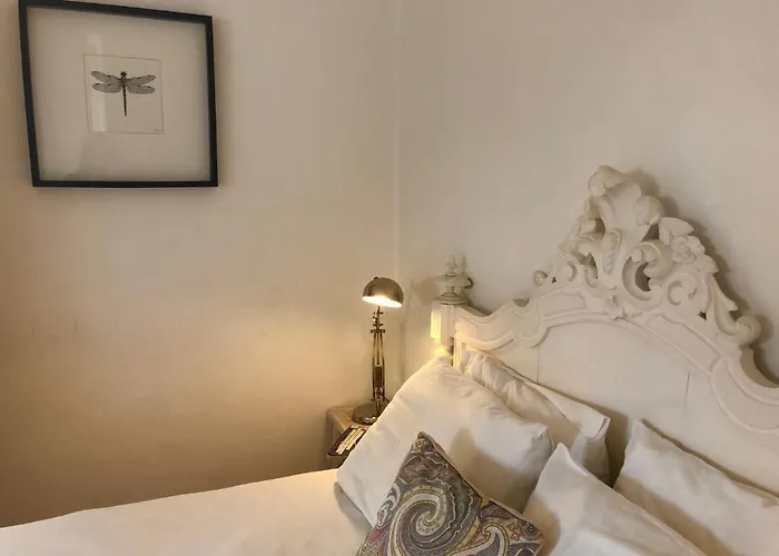 Charming In Alfama With River View! 아파트 리스본