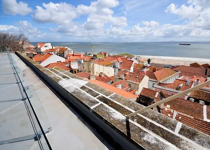 아파트 Charming In Alfama With River View! 리스본