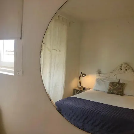 Charming In Alfama With River View! Appartamento *