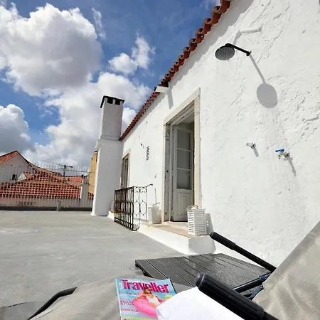 Charming In Alfama With River View! * Lisbona