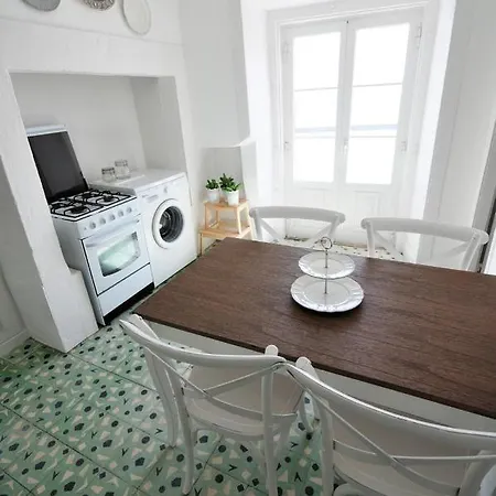 아파트 Charming In Alfama With River View! 리스본