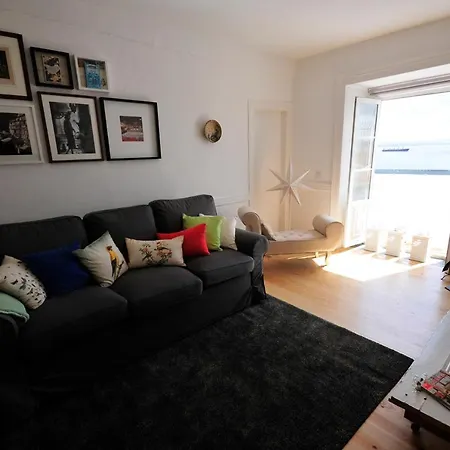 Charming In Alfama With River View! 아파트 *